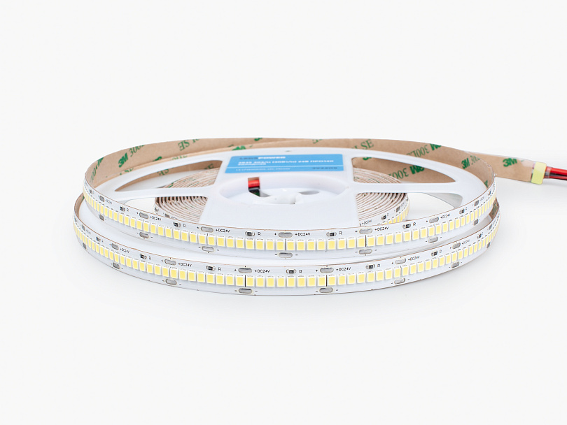 Изображение галлереи товара - Светодиодная лента LEDS POWER 2835 304/м (30Вт/м) 24В холодная, серия ПРО140 / 1